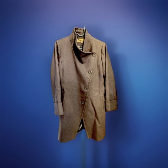 Trina Turk Winter Coat - Picture 1 of 13